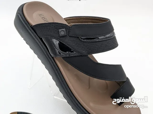 45.5 Casual Shoes in Al Dakhiliya