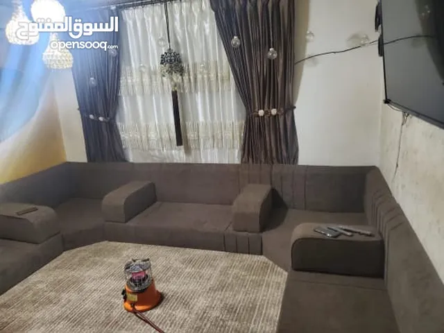 ديوانيه للبيع شبه جديد