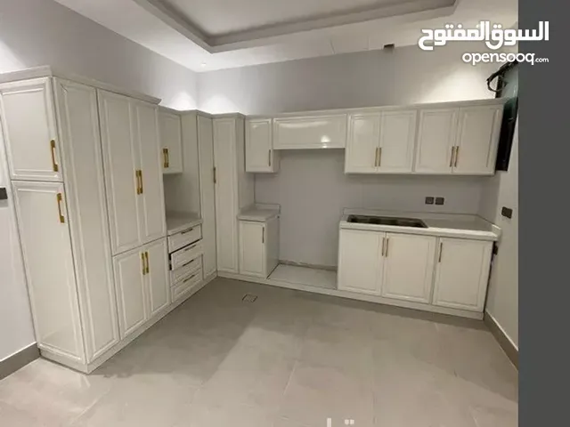 186 m2 3 Bedrooms Apartments for Rent in Al Riyadh Al Yasmin
