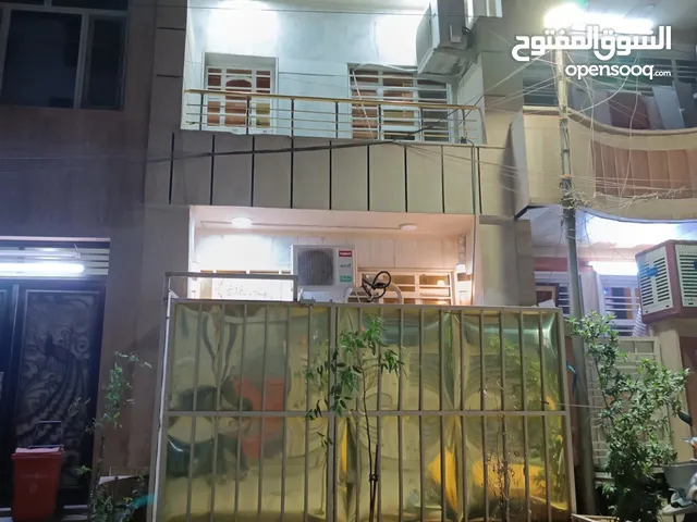 49 m2 3 Bedrooms Townhouse for Sale in Baghdad Rusafa