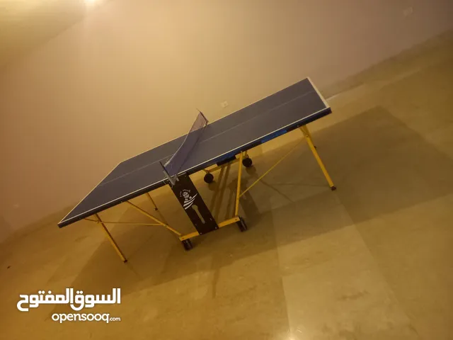 طاوله تنس بحاله جيده جدا استخدام بسيط