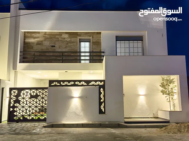 500 m2 4 Bedrooms Villa for Sale in Tripoli Al-Serraj