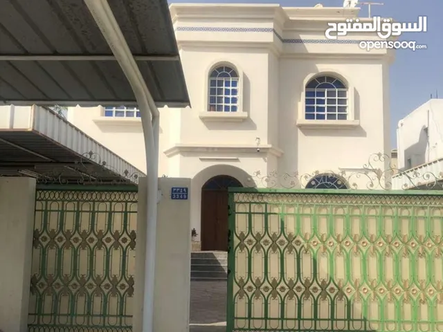 400 m2 2 Bedrooms Apartments for Rent in Muscat Al Khoud
