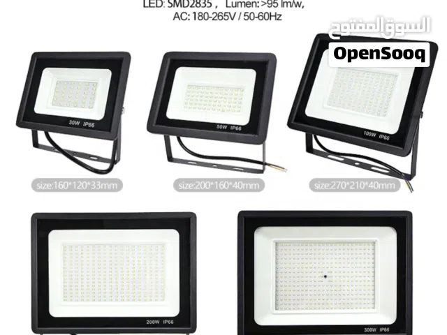 كشاف LED خارجي مقاوم للماء IP66  Flood Light عالي السطوع  مناسب للواجهات والساحات