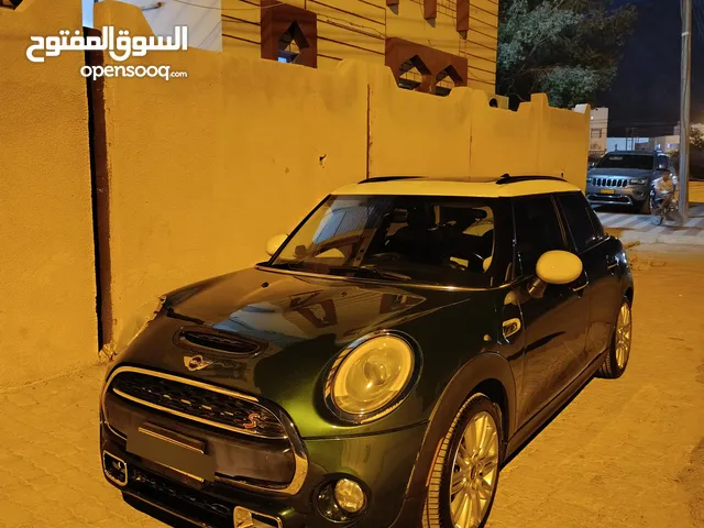ميني كوبر اس 2015 أربع ابواب وارد بدون حوادث ..
