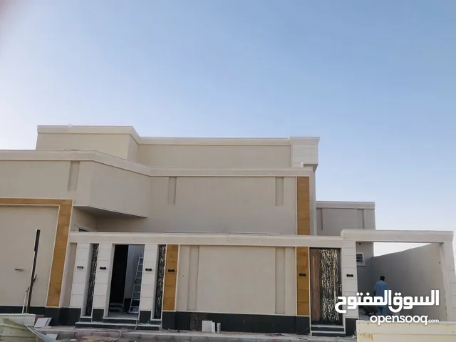 490 m2 3 Bedrooms Townhouse for Sale in Hafar Al Batin Al Wadi