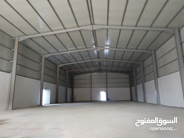 ارض صناعيه بمواصفات عاليه للايجار مركب من اغطيه عازله للحراره وفولتيه كهربائيه عاليه تناسب المصانع