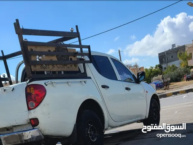 صندوق (قفص) بكم متسوبيشي l200 بركب ع بكمات من 2007 الى 2015