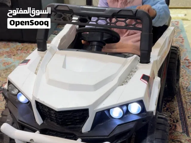 سيارة أطفال كهربائية قوية جداً مع ريموت تحكم