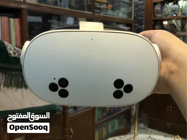 Meta quest 3s نظارات الواقع الافتراضي