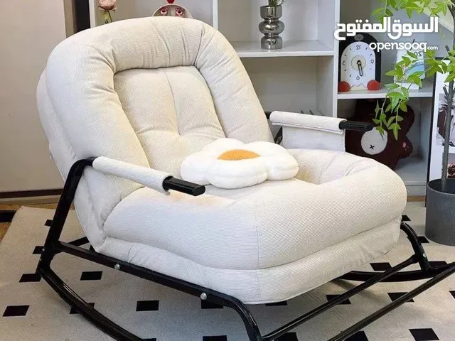 كرسي هزاز طبي ، ممكن التحكم بمسند الظهر ، ثلاثة مستويات للتعديل ، داخل الدوشمة اسفنج مع طبقة علي
