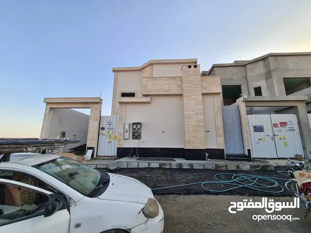 450 m2 4 Bedrooms Apartments for Rent in Al Riyadh Dahiat Namar