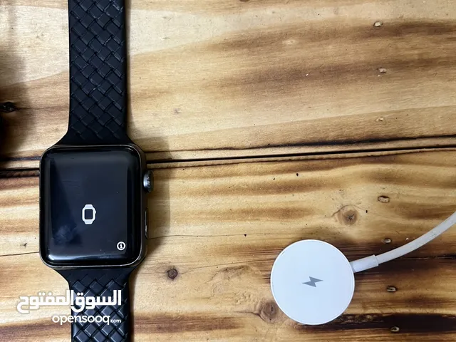 ساعة أبل سيريس 3 لون أسود مقاس 41 بطارية 100