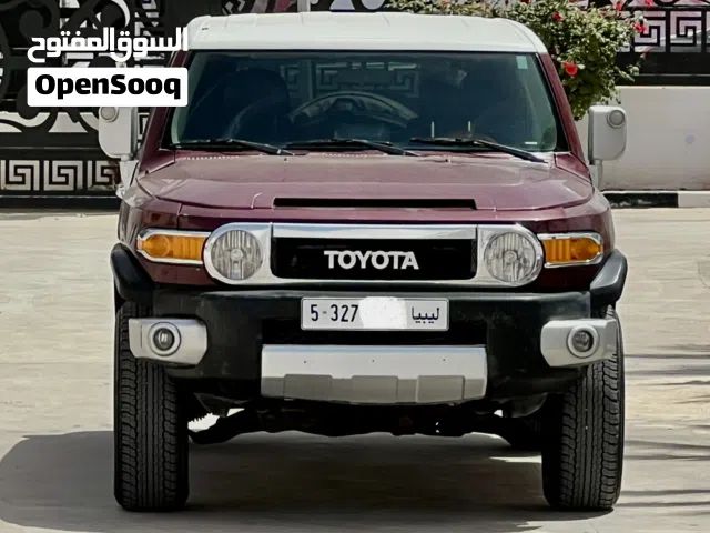 Used Toyota FJ in Tripoli