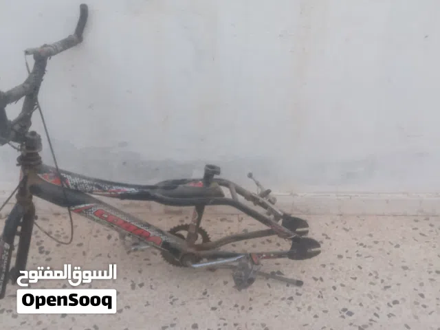 دراجات للتبديل بي مونطو واقف او يخدم عادي