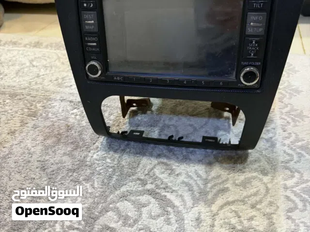 شاشة نيسان التيما اصلية