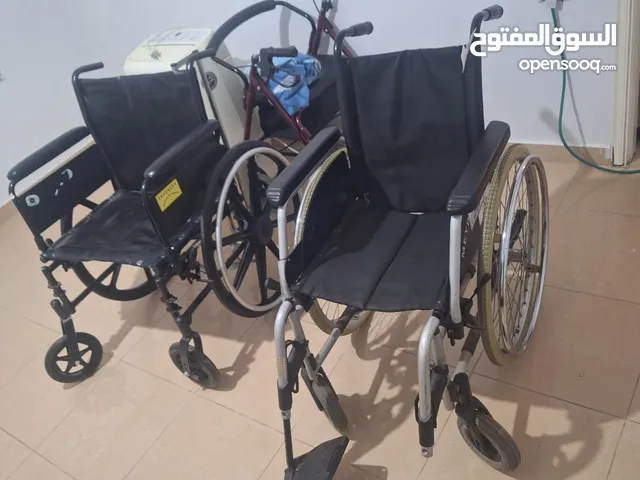 كرسي متحرك بحاله ممتازه