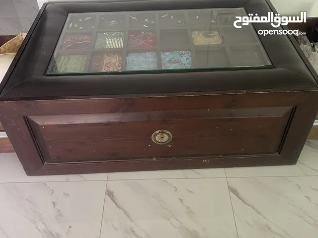 طاولة خشب زان مع وحدات تخزين