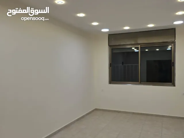شقة سكنية (كوشان طابو) سعر الكاش 85000 دولار وسعر التقسيط 90000 دولار