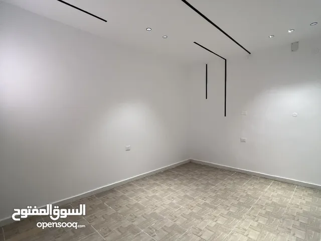 شقة مكتبية