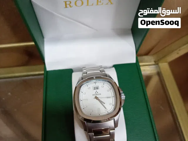 ساعه حلوه زينه وقابل للتفاوض ساعه جديده