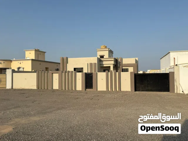 منزل للبيع في صحم المرفع موقع ممتاز. مع امكانية تسديد القروض والتمويل.