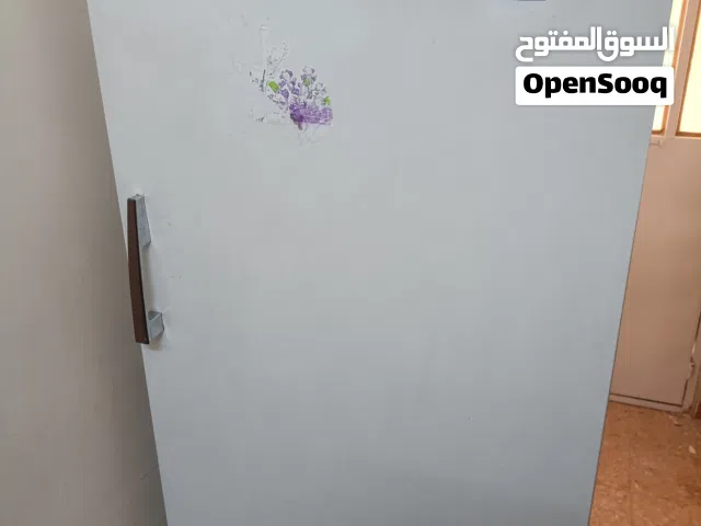 فريزر فلكو مستعمل بحاله ممتازه كبيره الحجم للبيع