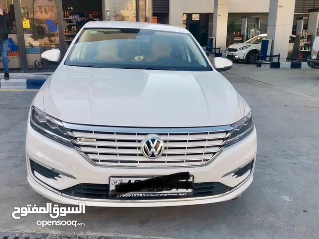 Used Volkswagen Lavida in Irbid