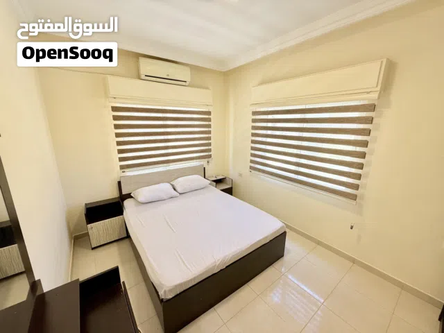 شقة مفروشة فاخرة جدا عمان شفا بدران بالقرب من الاكاديمية البحرية والخدمات من المالك مباشرة