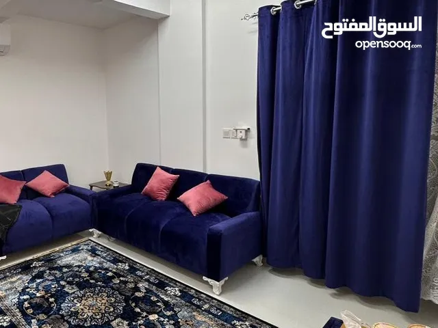 400 ft 2 Bedrooms Apartments for Rent in Muscat Al Maabilah