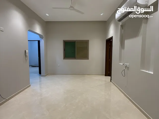 شقة للايجار جبلة حبشي