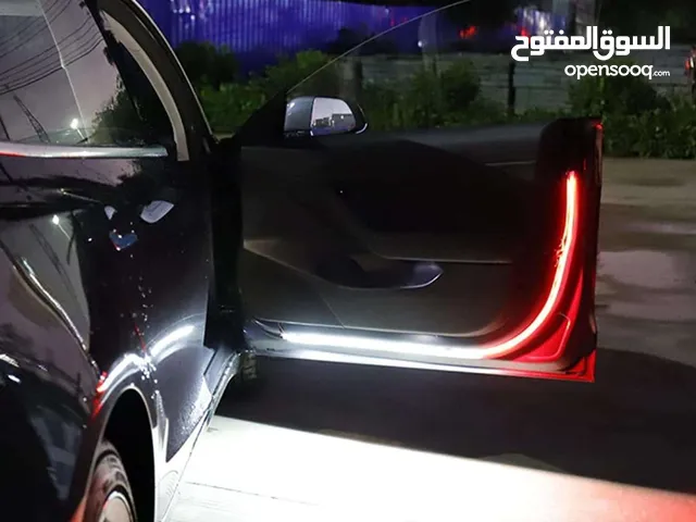 "شريط الإضاءة الترحيبي لباب السيارة – LED Welcome Strip"