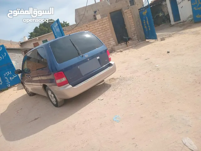 Used Kia Sedona in Zuwara