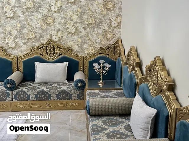 جلسة خشب ثقيل