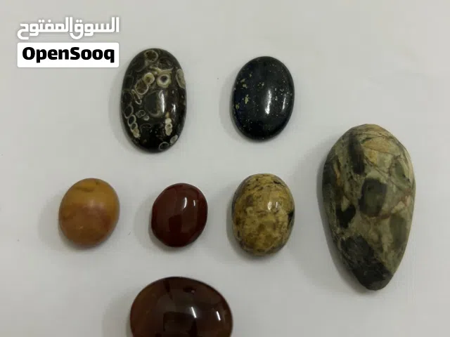 أحجار كريمة مميزة بأسعار مختلفة...