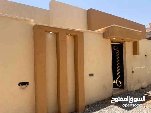 130 m2 2 Bedrooms Apartments for Rent in Tripoli Ain Zara