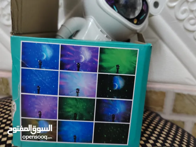 ديكور أضاءه