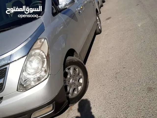 متوفر باصات للضمان شهري فقط