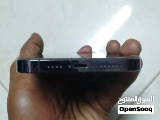 ايقون 14 برو ماكس بحالة ممتازة