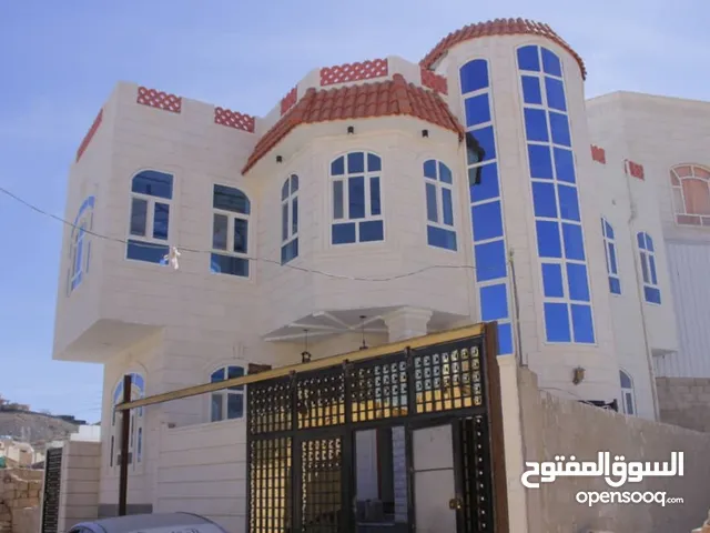 120 m2 5 Bedrooms Villa for Sale in Sana'a Bayt Baws