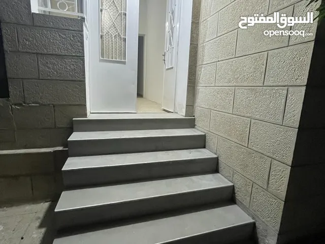 110 m2 2 Bedrooms Apartments for Rent in Amman Shmaisani