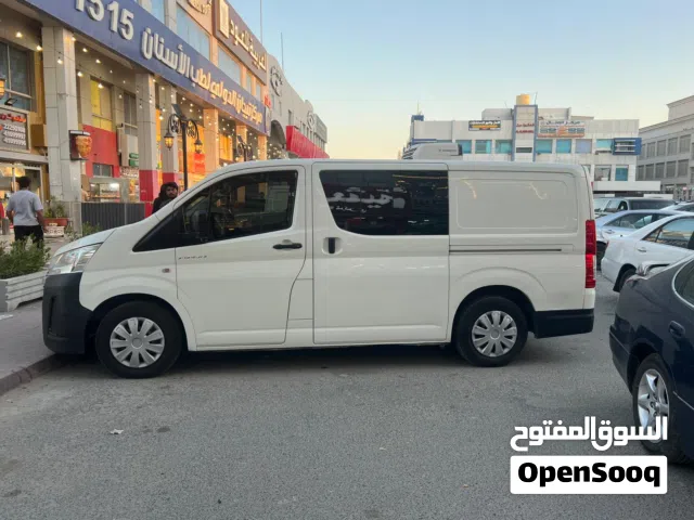 باص تويوتا هاي اس 2021 ( ثلاجة تعمل - تكيف بارد - بدون حوادث - شرط الفحص جير ماكينة شاصى ) تويوتا،