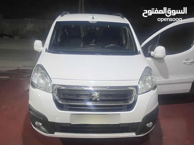 للبيع بيجو بارتنر 2016 – عملية واقتصادية للشغل ..