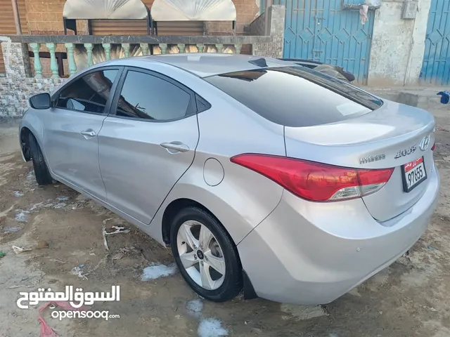 Used Hyundai Elantra in Al Mukalla