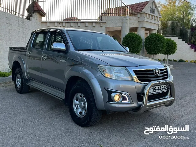 Used Toyota Hilux in Amman