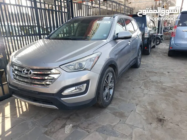 Used Hyundai Santa Fe in Sana'a