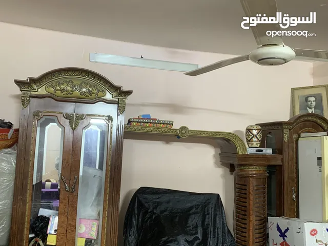 معرض اثاث للبيع