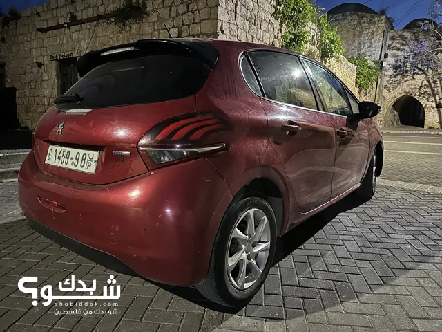 Peugeot 208 2018 in Ramallah and Al-Bireh