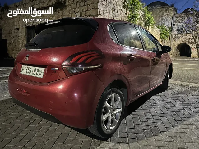 Peugeot 208 2018 in Ramallah and Al-Bireh