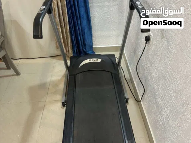 جهاز سير -جري- OMA - بحالة ممتازة - رفيقك المثالي - للرشاقة المنزلية